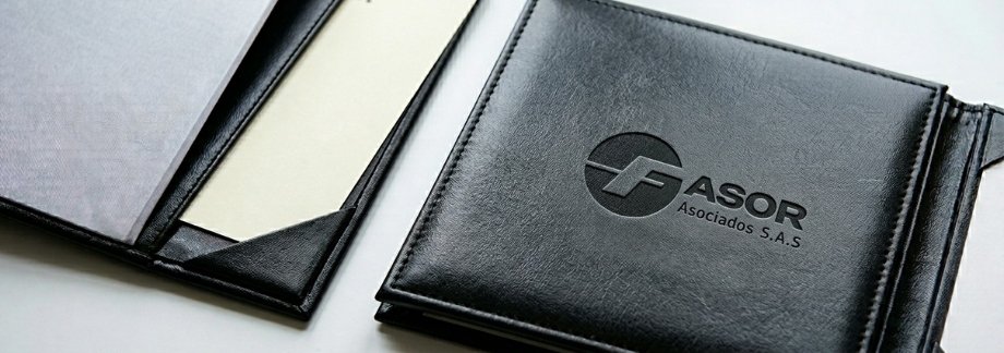 Porta Diplomas Profesionales: Guía Completa para Elegir, Comprar y Encargar al Mayor